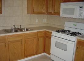 Primary image of 1047 Smith Dr, Apt 2