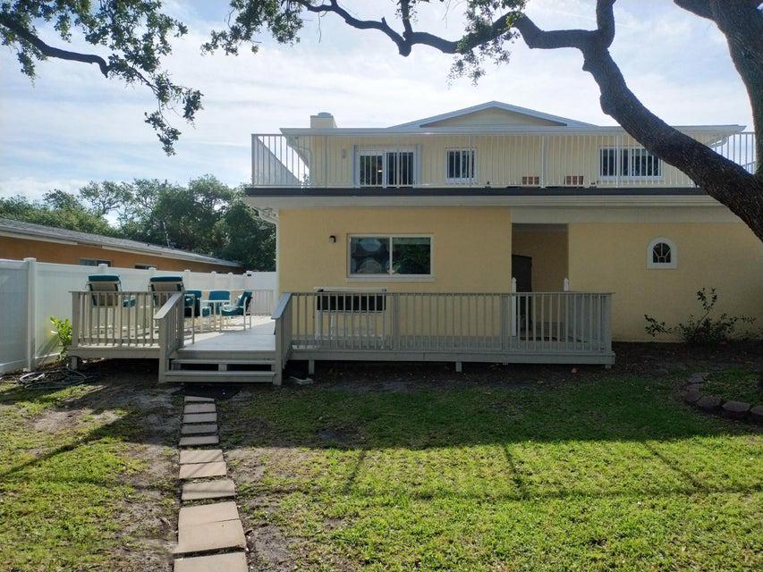 Primary picture of 233 S Brevard Ave