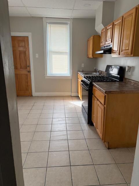 Primary picture of 950 N St Bernard St