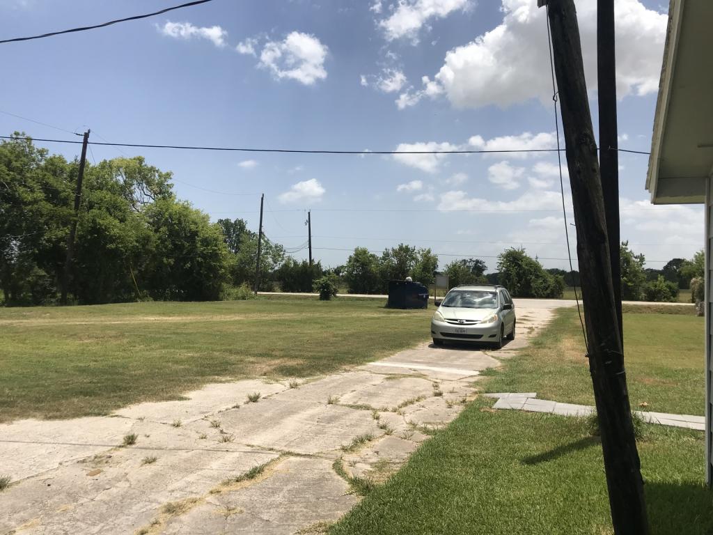 Primary picture of 3403 Battlebell Rd, RV-1