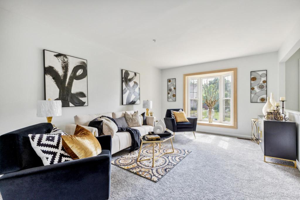 Primary picture of 11322 Snow Owl Pl