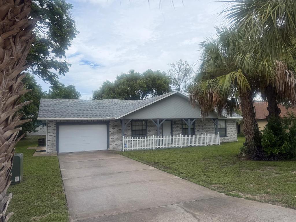 Primary picture of 7411 Dundee Way
