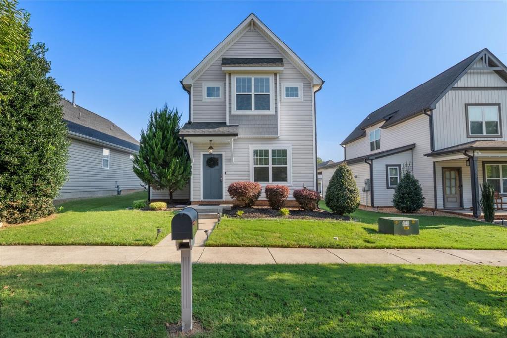 Primary picture of 107 York Dr