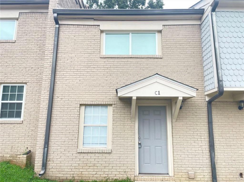 Primary picture of 2604 Campbellton Rd SW C-1