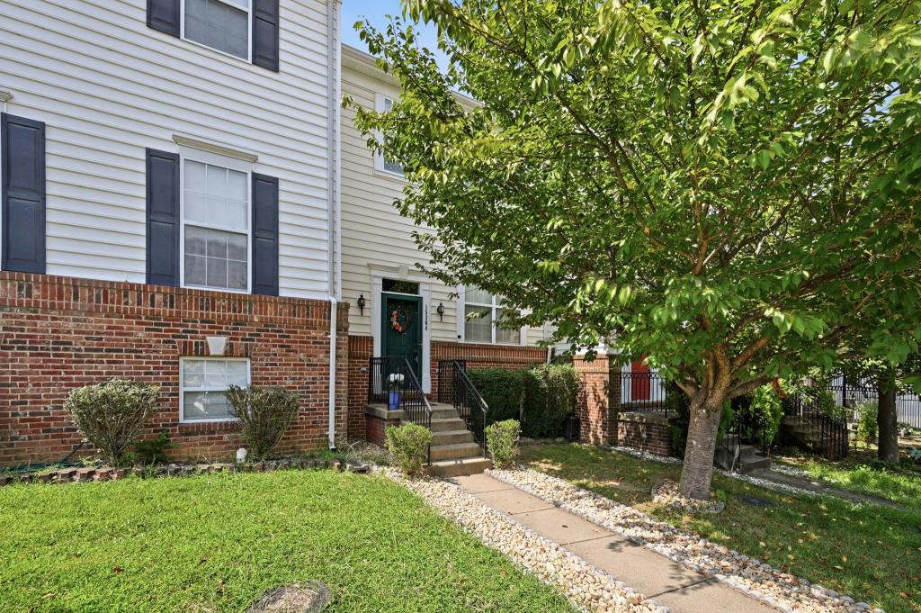 Primary picture of 15364 Bronco Way