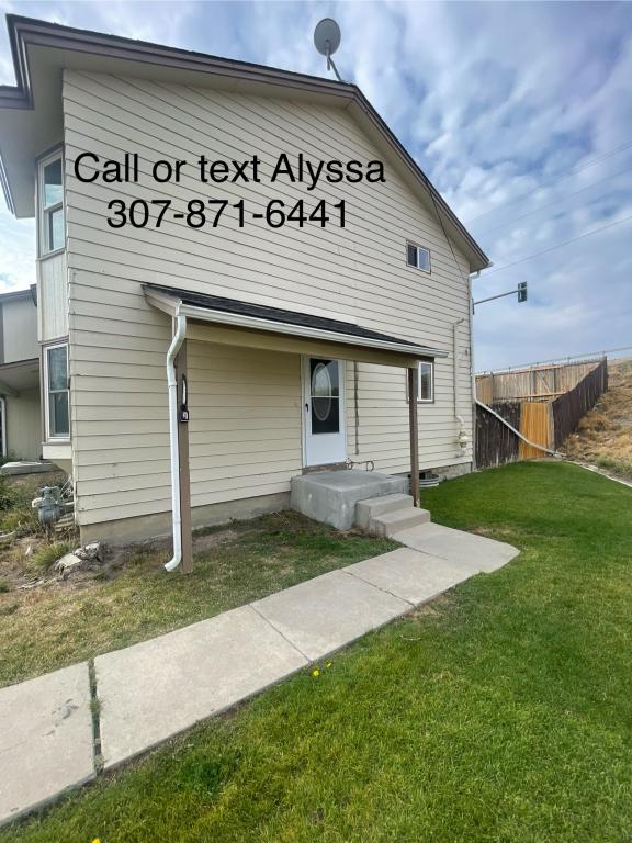 Primary picture of 101 College Ct Apt A