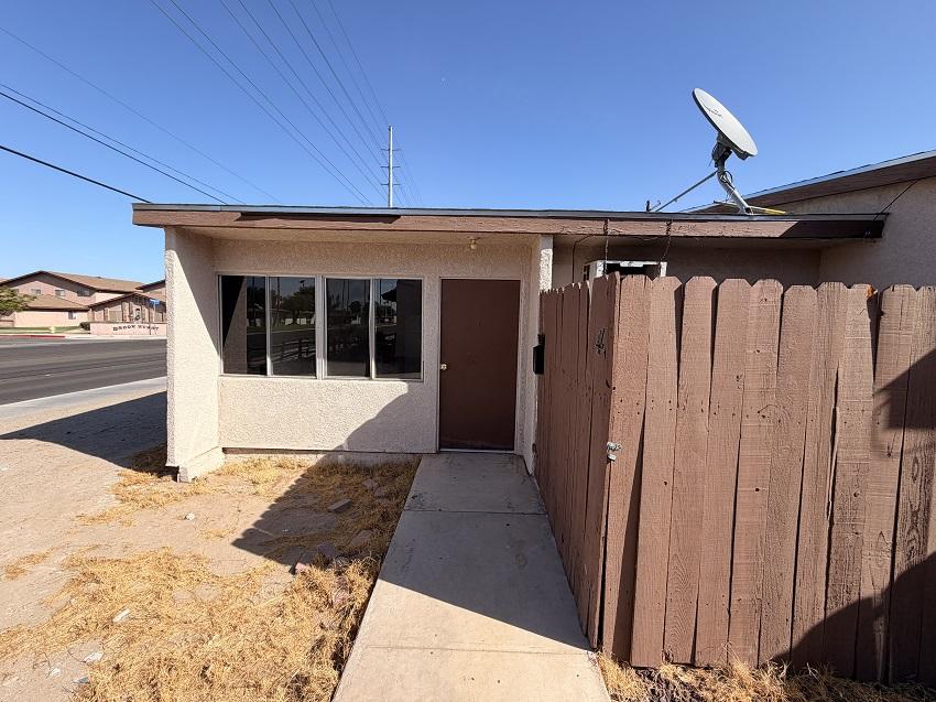 Primary picture of 2039 S Avenue A