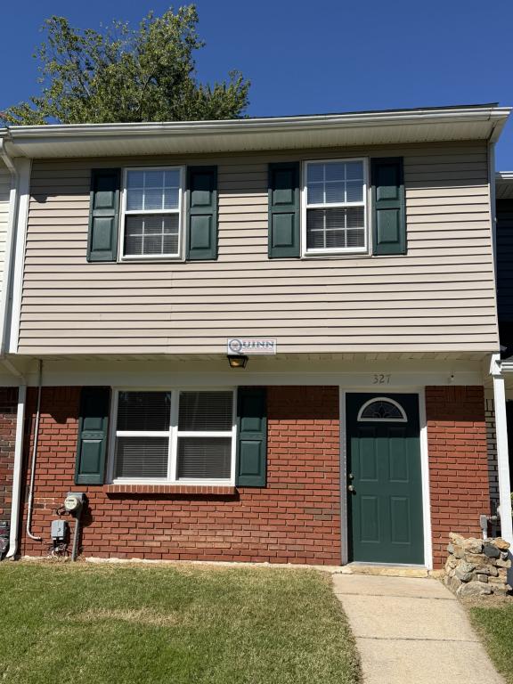 Primary picture of 327 Willow Drive