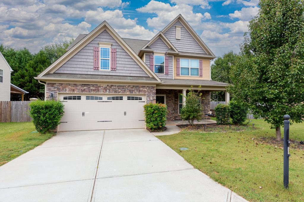 Primary picture of 10 Windsor Creek Ct