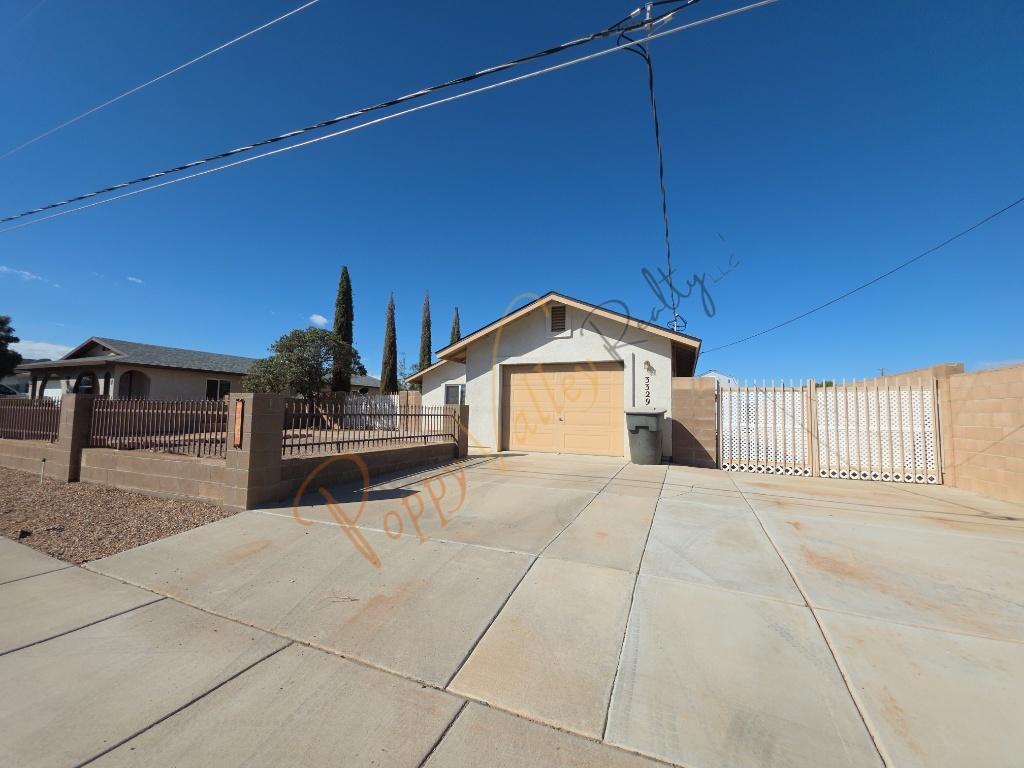 Primary picture of 3329 Cypress St