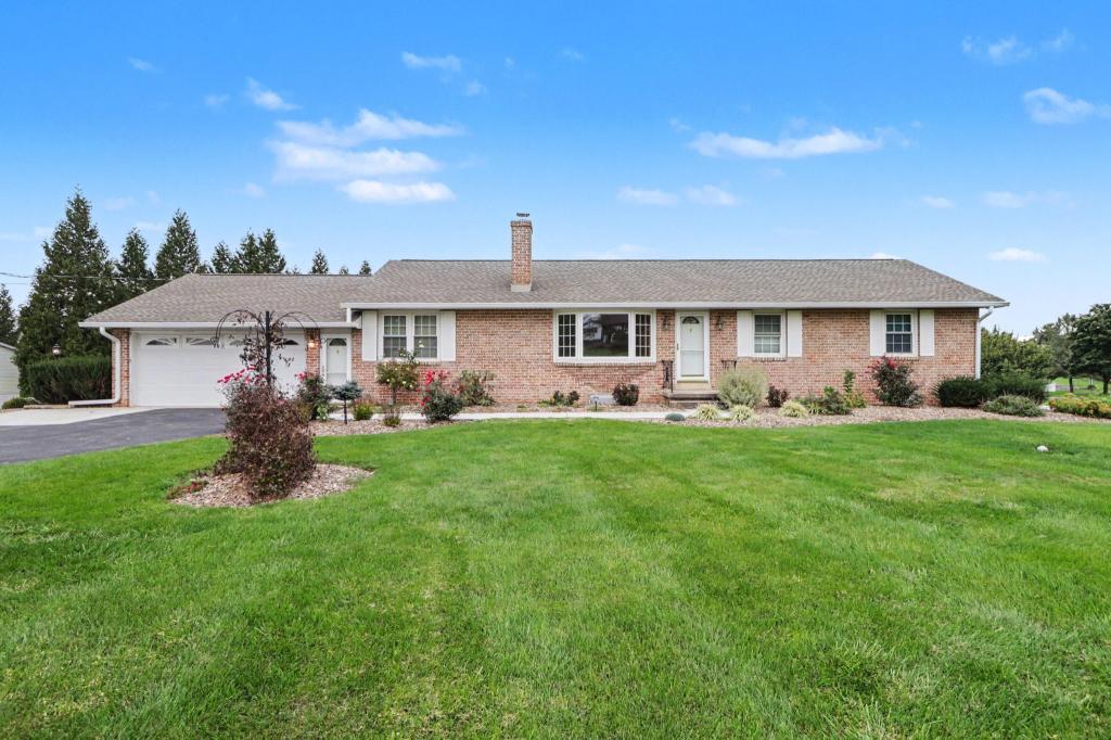 Primary picture of 420 Heisers Ln