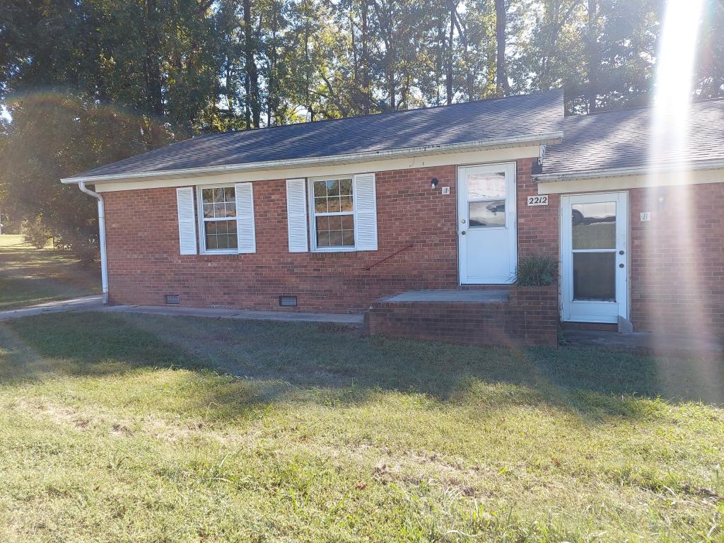 Primary picture of 2212 NC Hwy 47 B