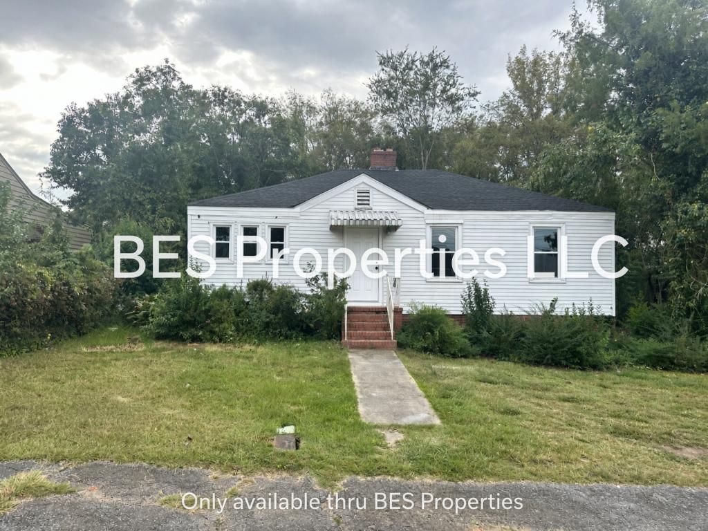 Primary picture of 809 Matheson Rd