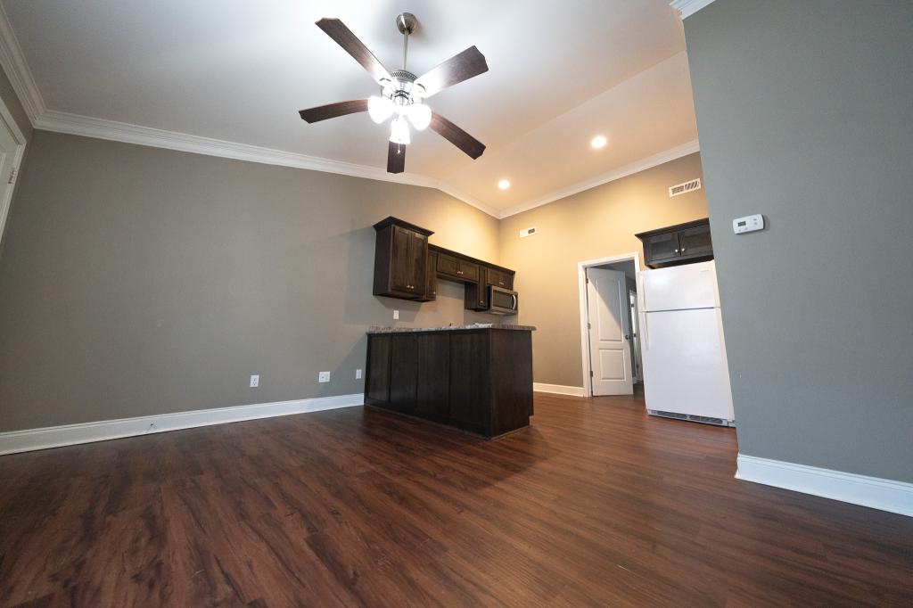 Primary picture of 1173 7th St SW