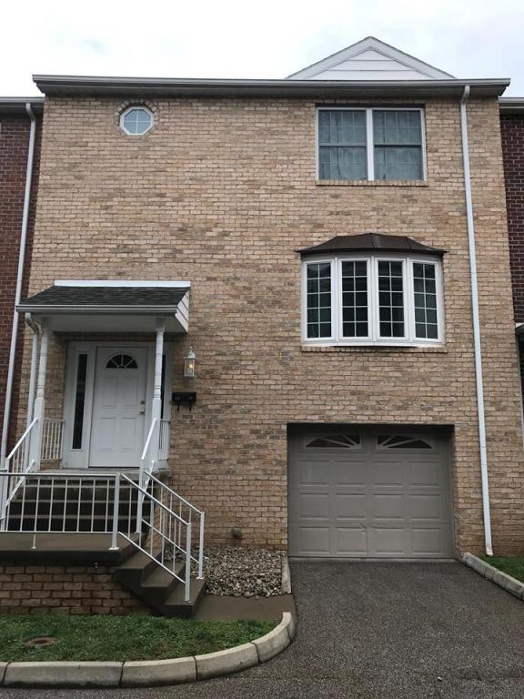 Primary picture of 2402 Kanawha Terrace #104 Saint Albans, WV 25177