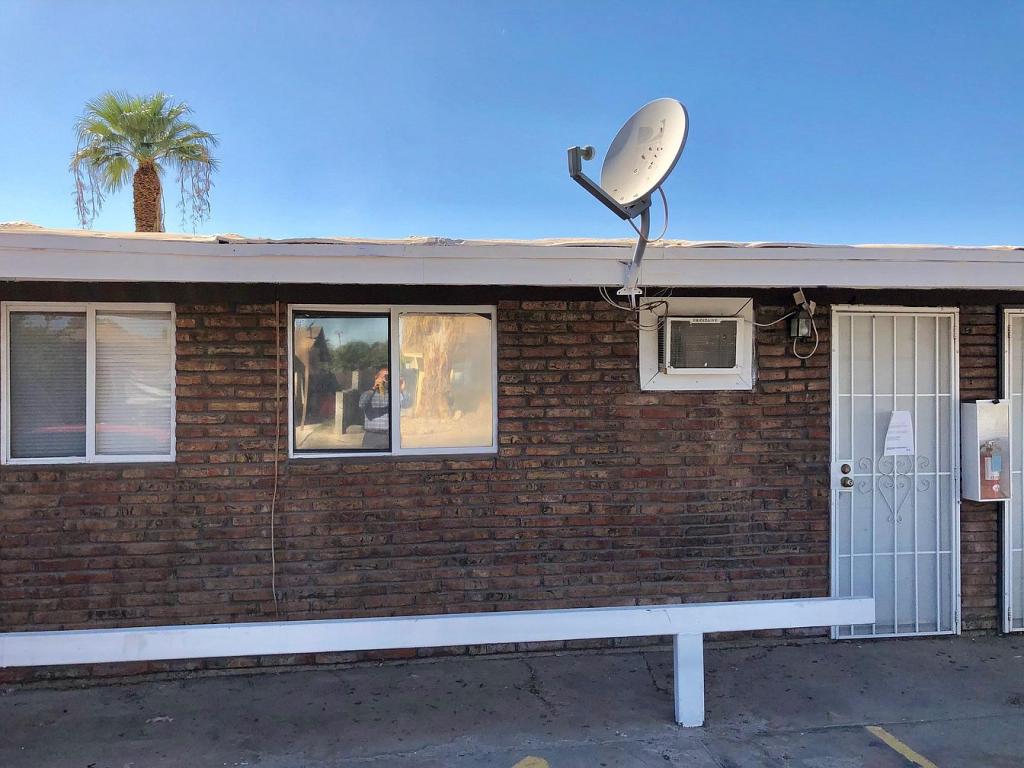 Primary picture of 814 S Pagent Avenue, 2