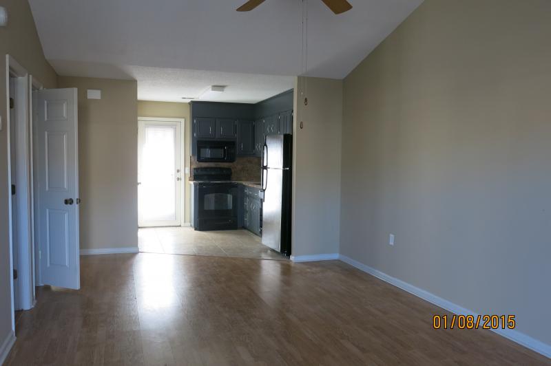 Primary picture of 140 Lanier Drive #159