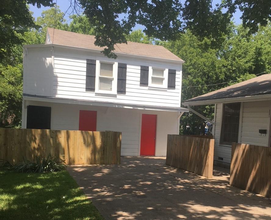 Primary picture of 2307 1/2 Monroe