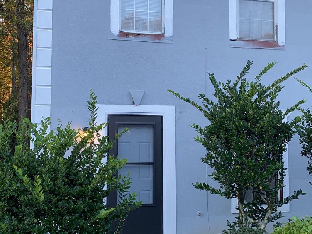 Primary picture of 6427 Charter Way