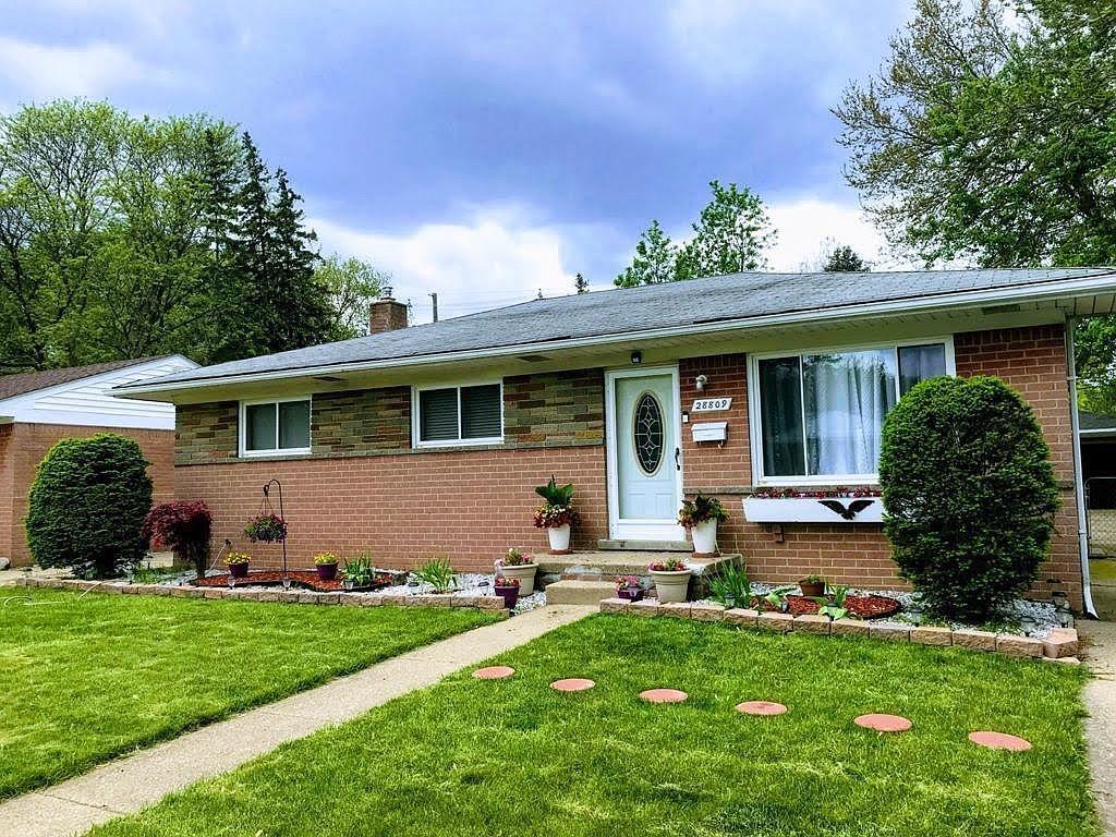 Primary picture of 28809 Audrey Ave
