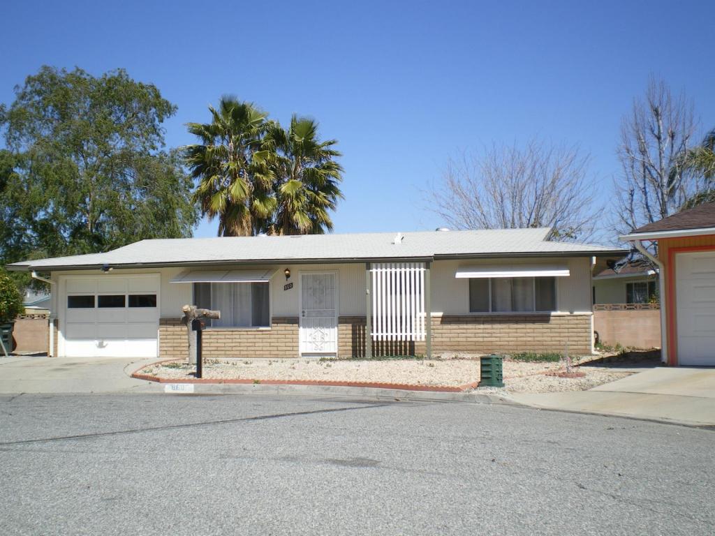 Primary picture of 860 Felipe Pl