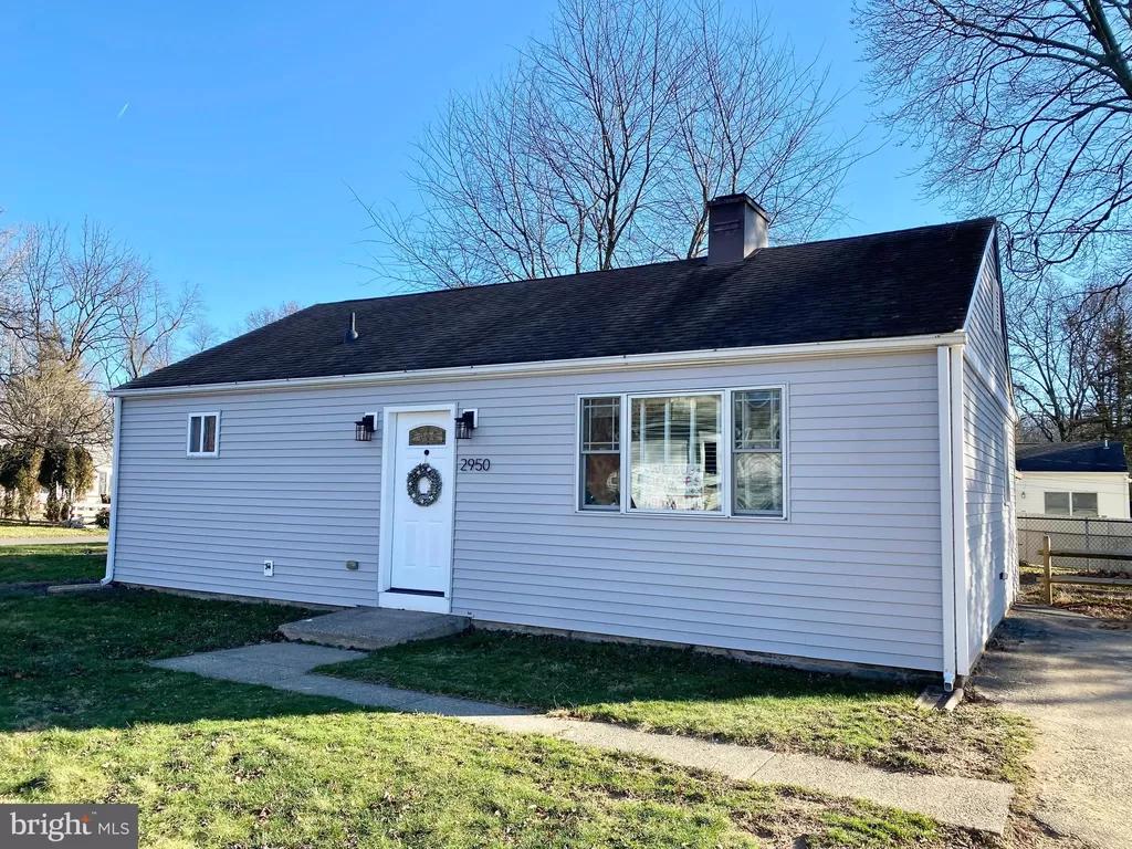 Primary picture of 2950 Butler Avenue