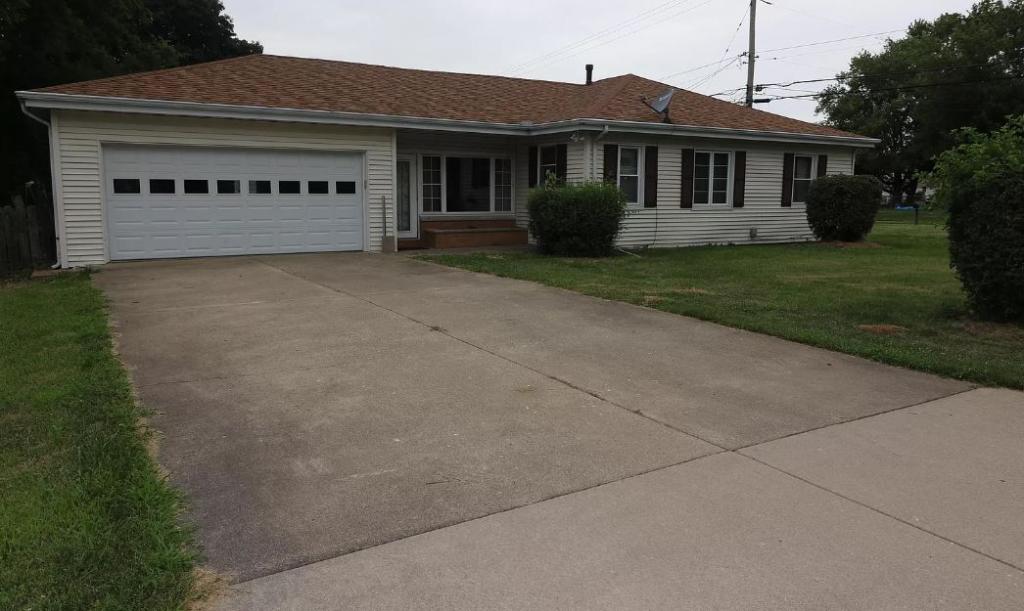 Primary picture of 5104 W Pfeiffer Rd