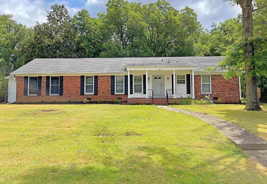 Primary picture of 30 Fieldcrest Dr