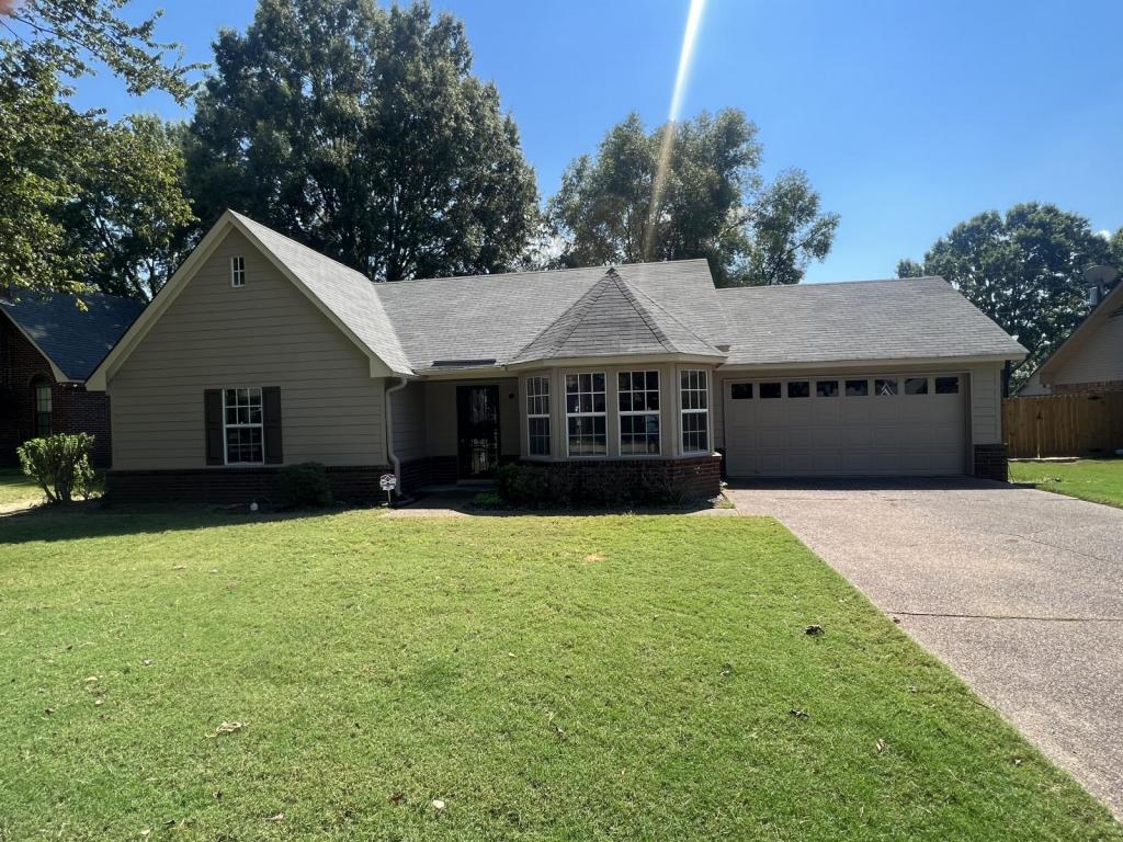 Primary picture of 7087 Grove Park Cove