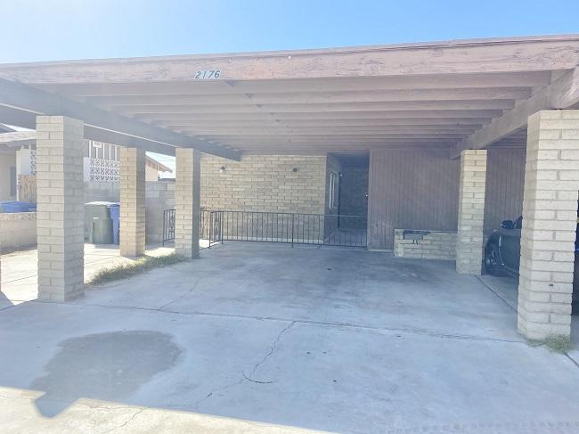 Primary picture of 2176 S 10th Avenue