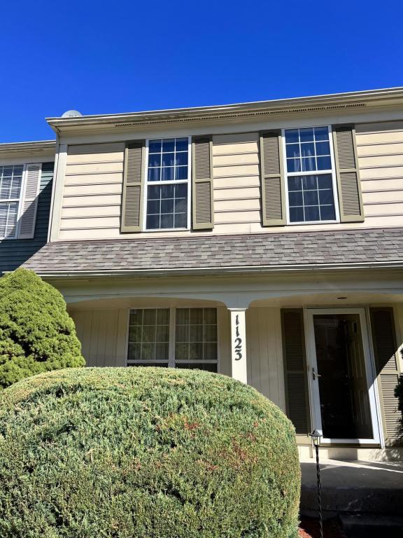 Primary picture of 1123 Doe Meadow Rd