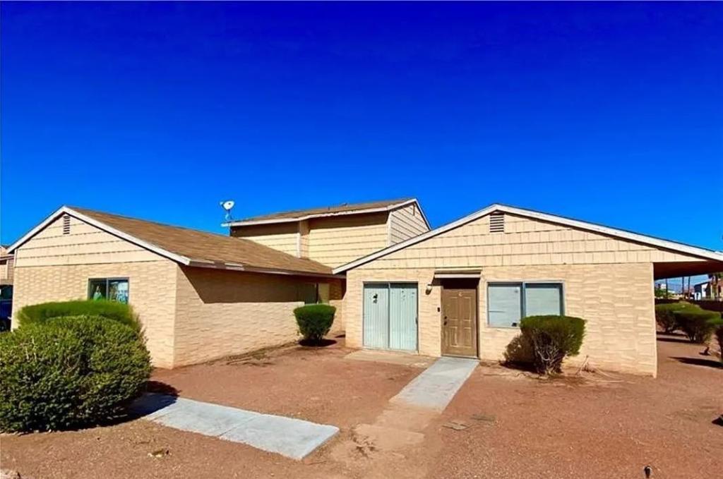 Primary picture of 5208 Garden Ln