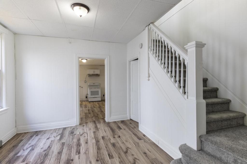 Primary picture of 117 N 12th St, apt A