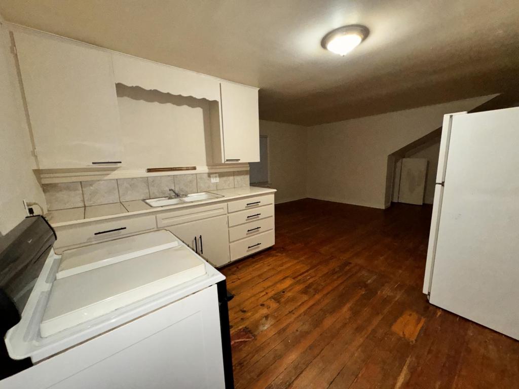 Primary picture of 511 E Cherry St, 6