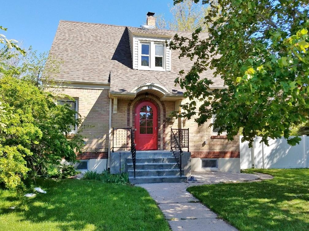Primary picture of 1822 East 19th Street