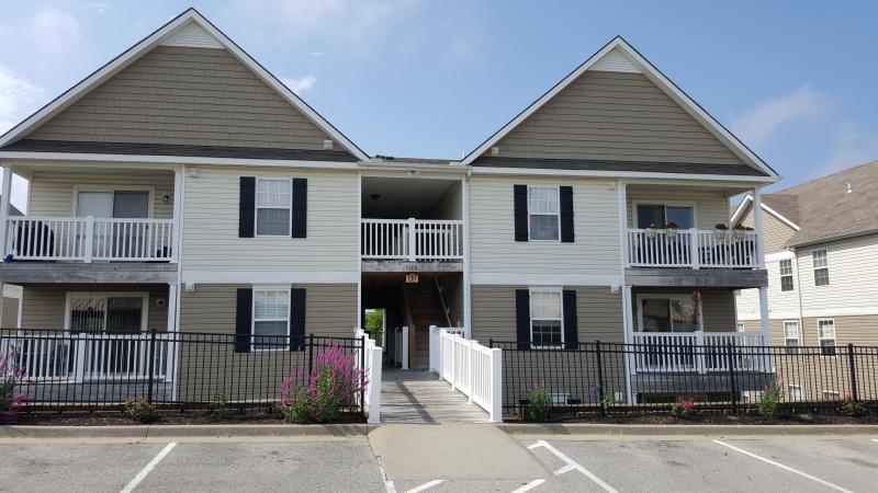 Primary picture of 5600 NE 80th Terrace Unit 3A