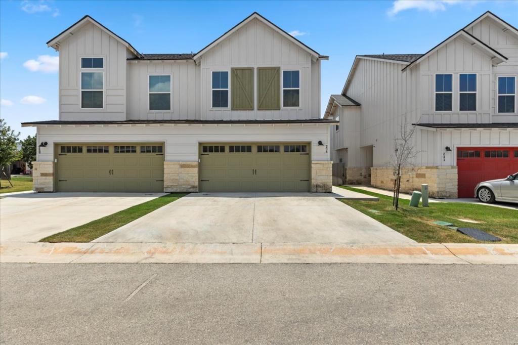 Primary picture of 236 Sapphire Dr