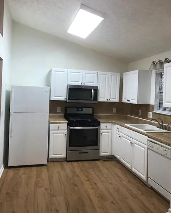 Primary picture of 1049 Braddock Cir