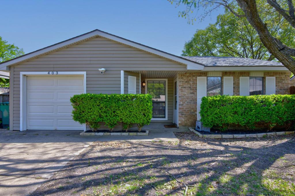 Primary picture of 403 Justice Dr