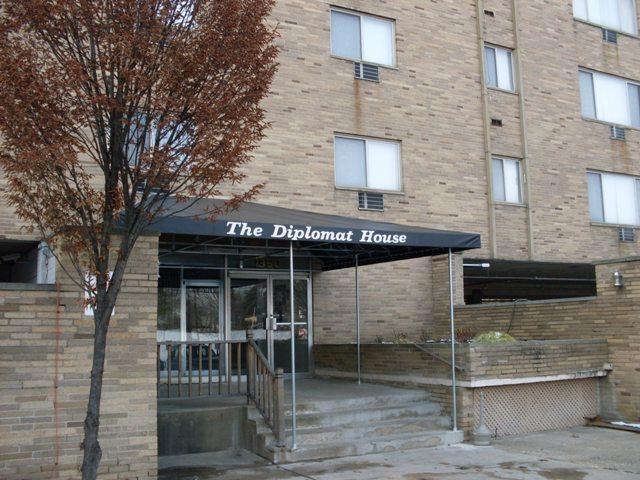 Primary picture of 1350 North Howard Street Unit 402 Akron, OH 44310