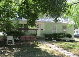 Primary image of 5433 N 66th St