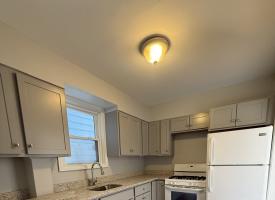 Primary image of 138 Brightman St