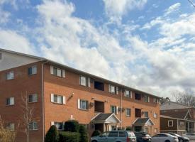 Primary image of 478 Harding Ave. #3