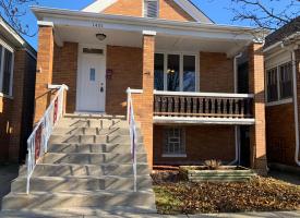 Primary image of 1431 Roberts Ave
