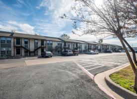Primary image of 1111 Sunrise Rd. #13