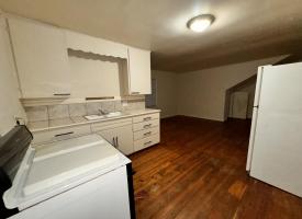Primary image of 511 E Cherry St, 6