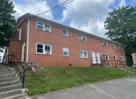 Primary image of 215 Nolens Hill