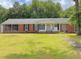 Primary image of 30 Fieldcrest Dr