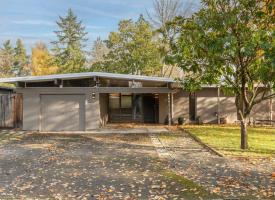 Primary image of 7190 SW 105th Ave