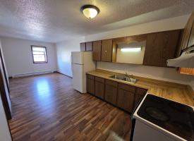 Primary image of 111 W Oak St, Apt A
